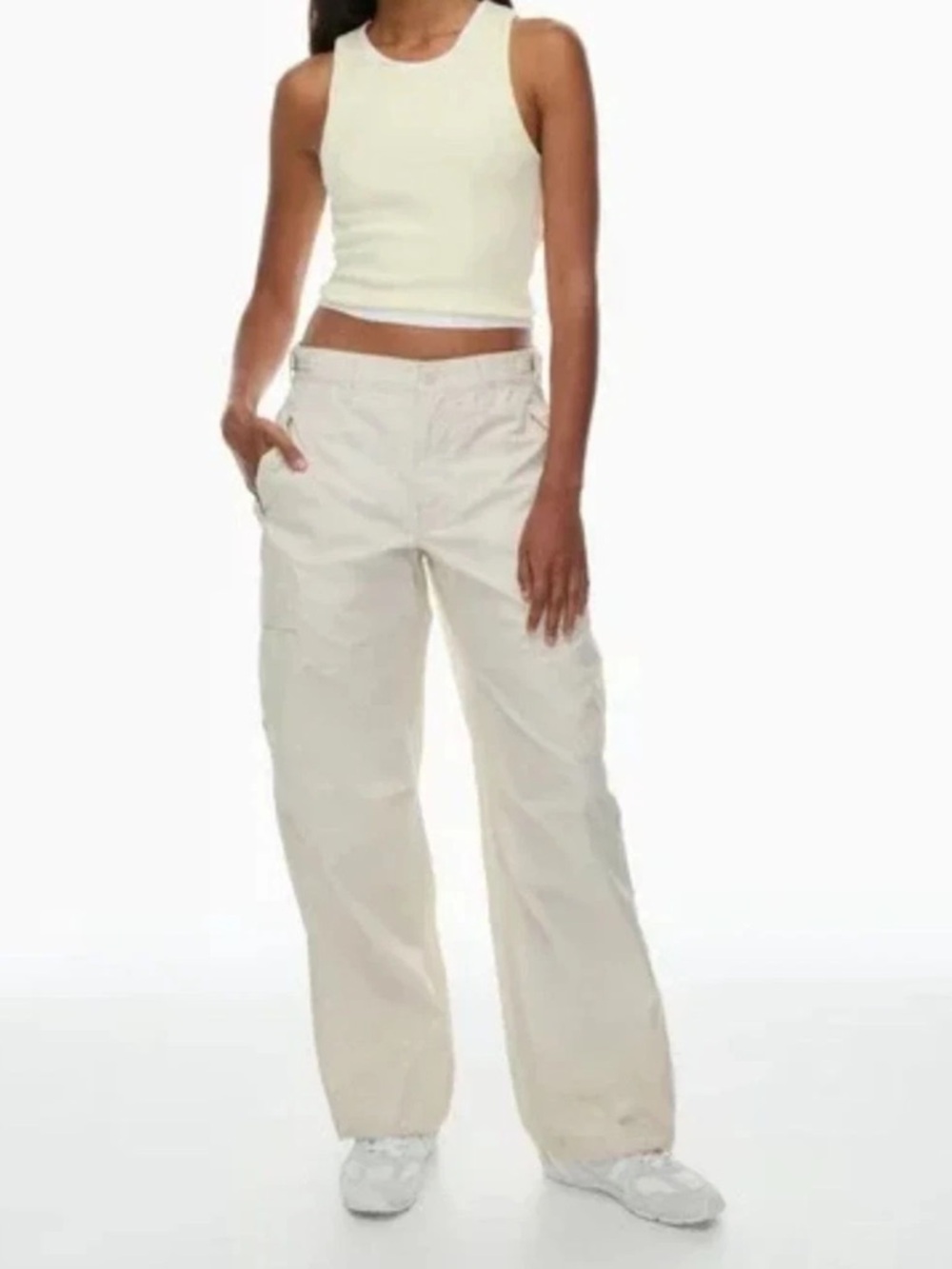 Aritzia TNA Supply Cargo Pant In Light Birch White 109818 Size 2
